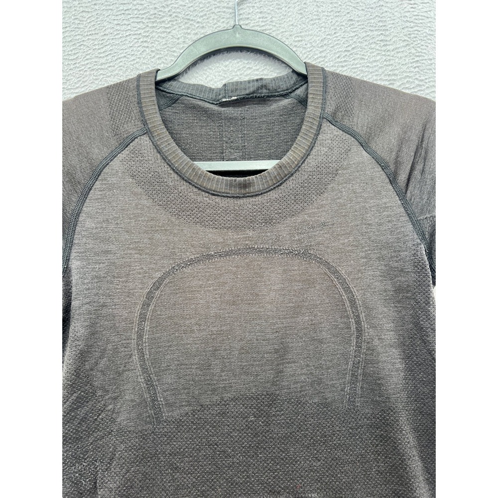 Lululemon Swiftly Tech Short Sleeve Crew Athletic Shirt Black Gray Women Size 4 - Picture 2 of 8